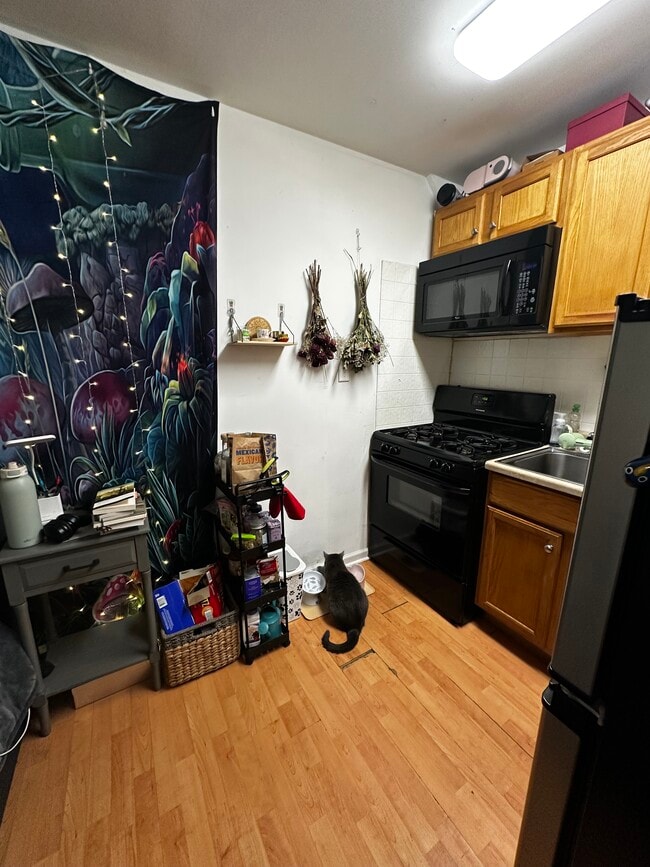 Photo - 1126 N Olden Ave