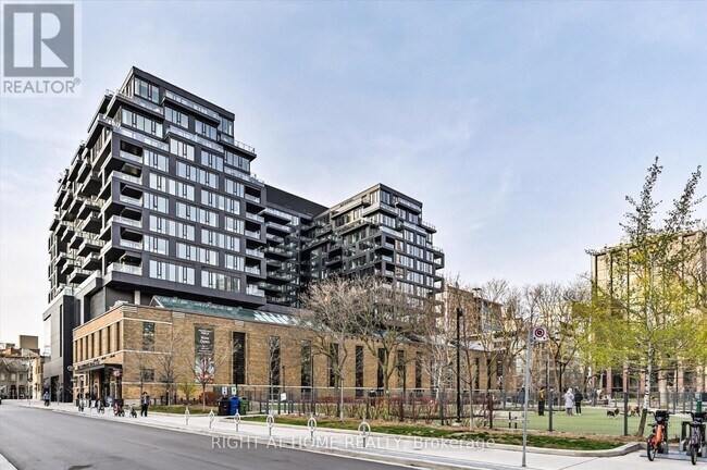 505 Richmond St W Unit 733