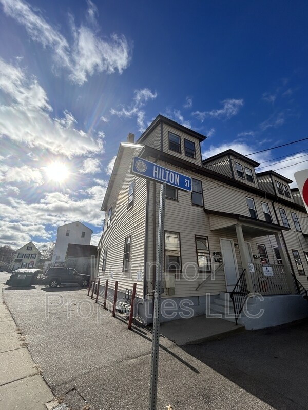 Photo - 31 Hilton St Unit 2