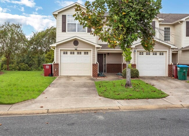 Photo - 735 Majestic Dr Townhome