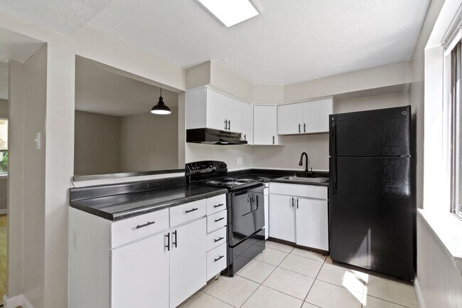 The Vistas Apartment Homes