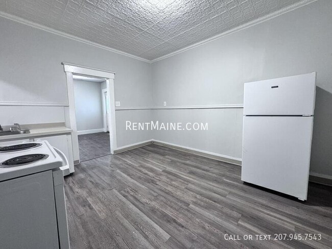 Photo - 276 Main St Unit 5