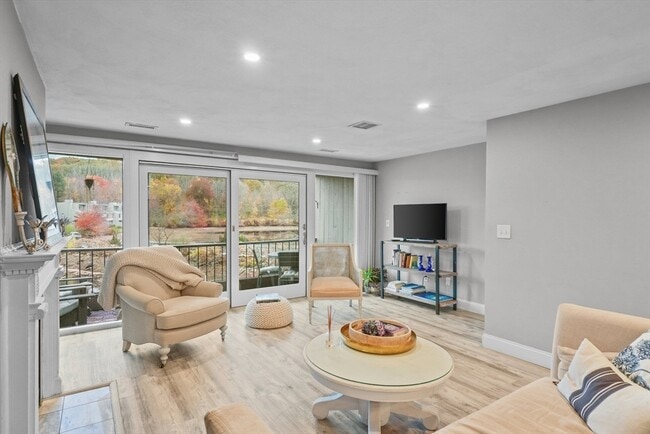 Photo - 115 Mill Pond