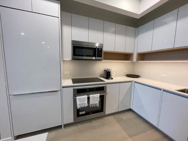 Photo - 50 Broad St Unidad 2505