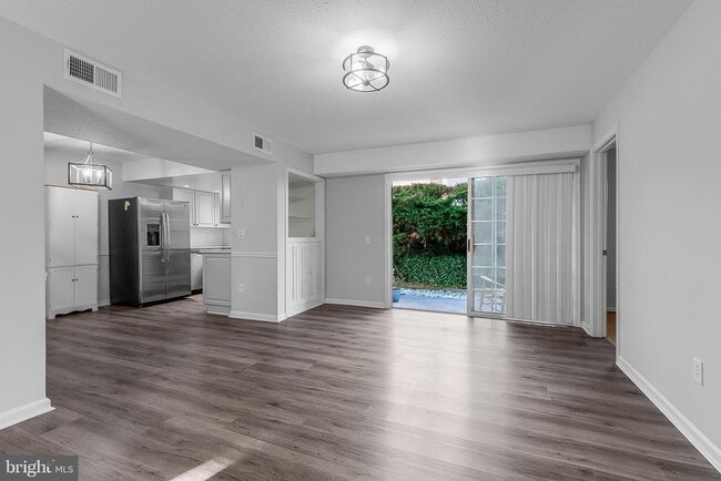 Photo - 110 Prosperity Ave SE Unit A