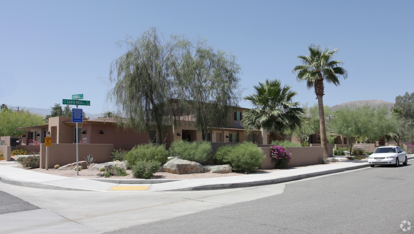 Photo - Laguna Palms Apartments