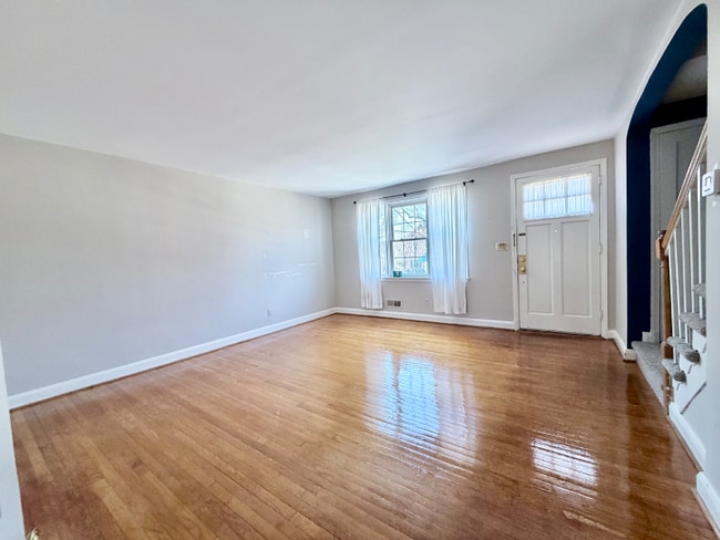 Photo - 143 Stanmore Rd