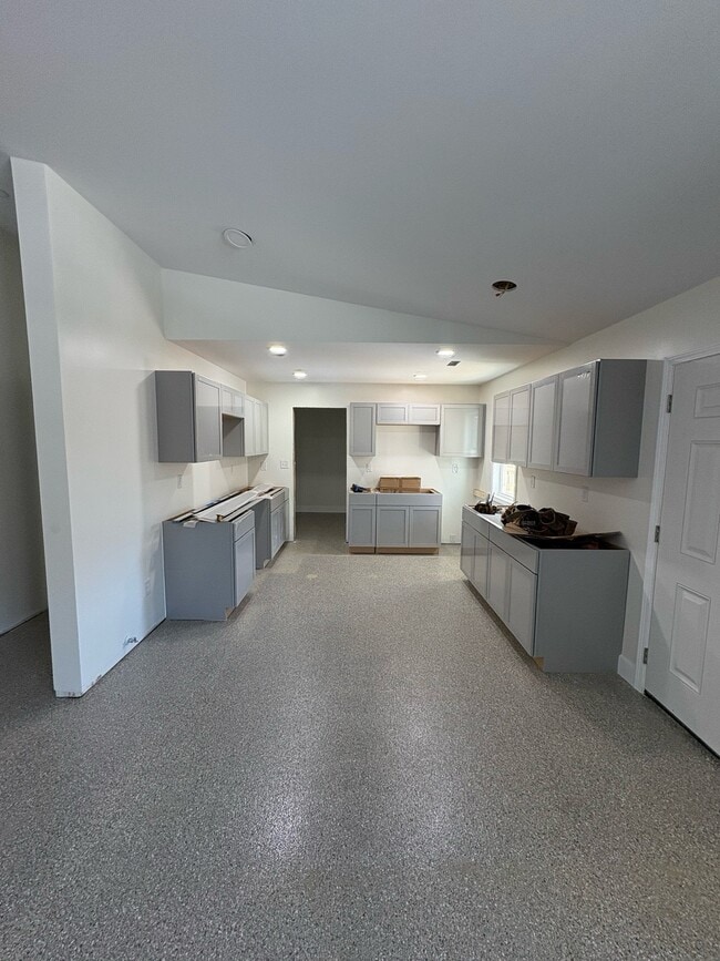 Photo - 276 Barker Road APT B