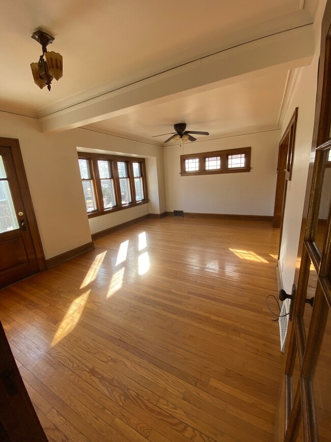 Photo - 3233 N Humboldt Blvd Unidad Upper