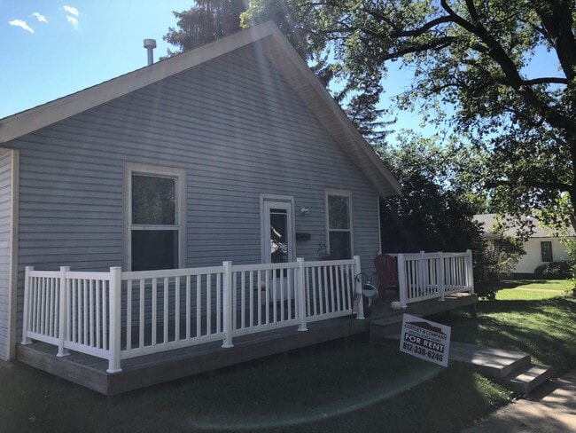 Building Photo - Available August 2026;  Monthly Rent $3,15... Rental
