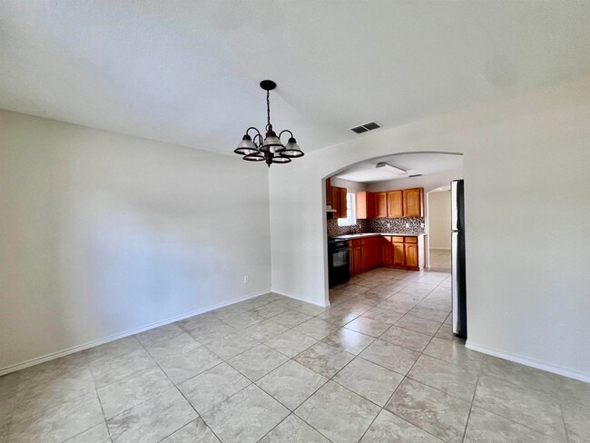Photo - 3619 Aguanieve Dr