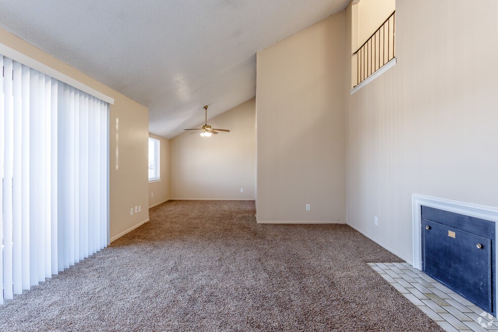 2BR, 2BA Loft - 1280 SF
