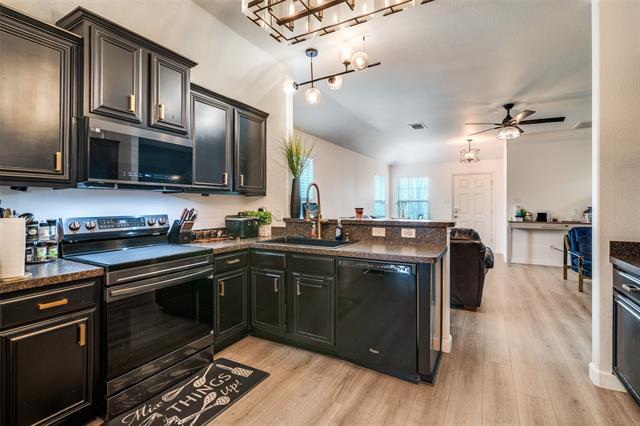 Photo - 4024 Golden Rod Dr