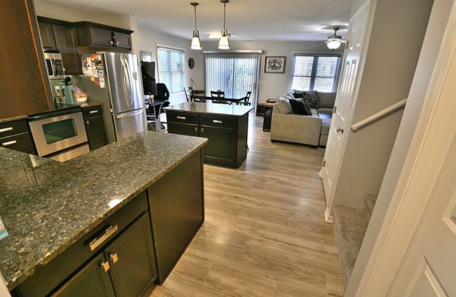 Photo - 8311 S 35th St