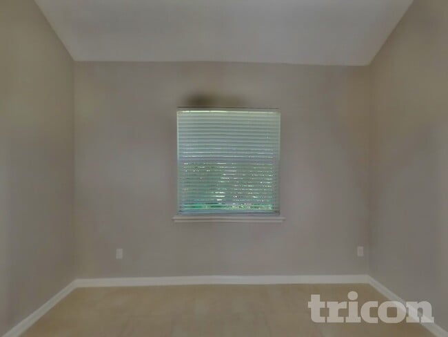 3382 Millcrest Pl