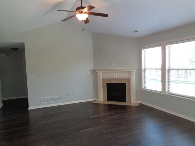 Photo - 5103 Grayling Ct
