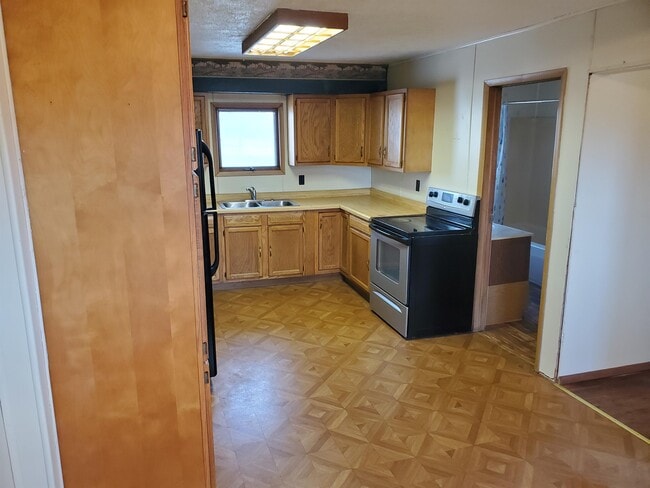 Photo - W10418 WI-76