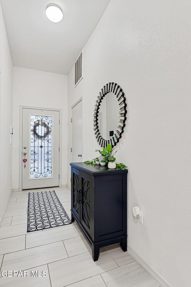 Photo - 7416 Tamarack Pl