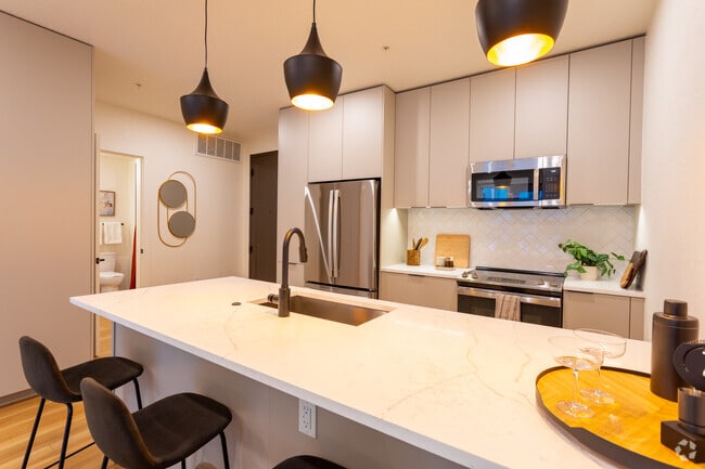 Interior Photo - The Broadleaf