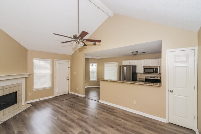 Photo - 1604 Marie Rd