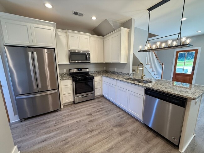 33 Breckenridge Cv