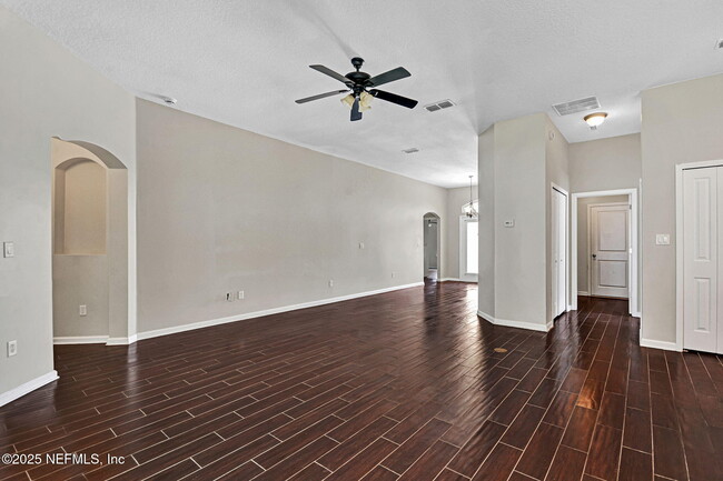 Photo - 157 Terracina Dr