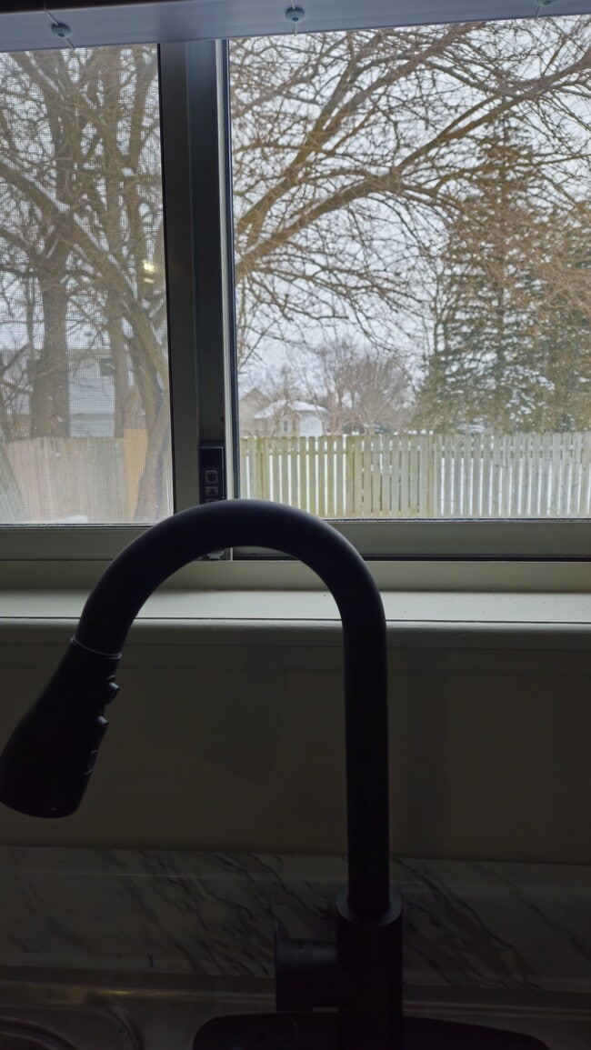 Photo - 5031 Willoughby Rd