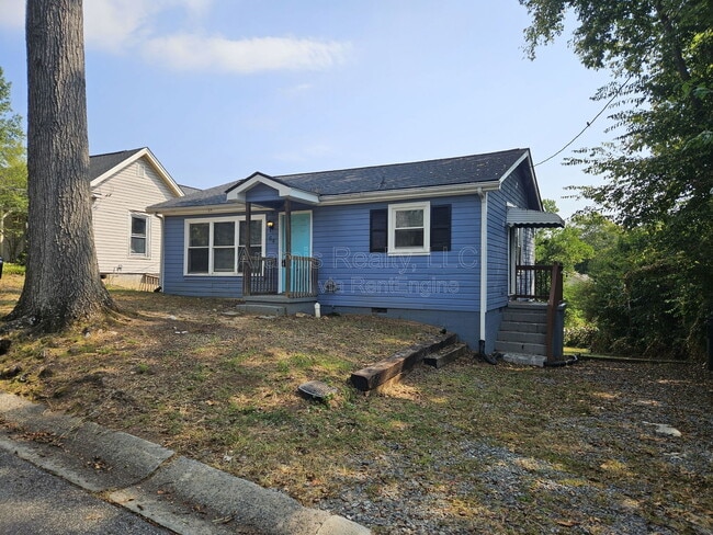 Building Photo - 64 Height St Rental