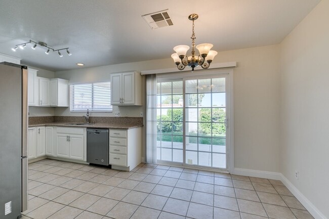 Photo - AVAILABLE 1/1/26- Beautiful 3-Bedroom, 2-Bathroom Home in Green Valley