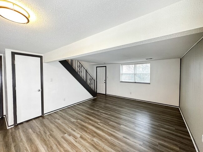 Kingsridge East Apartments