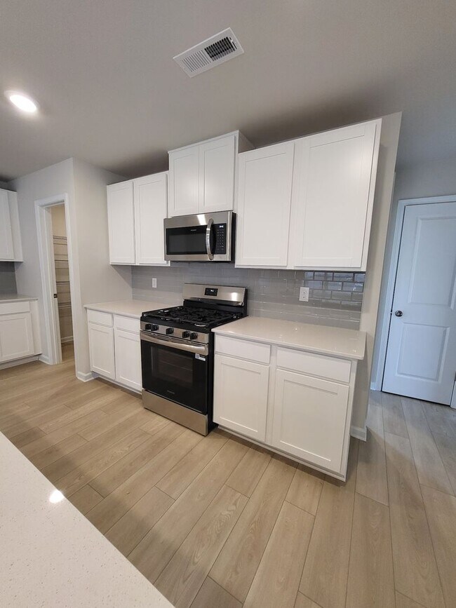 Photo - Stunning 5BR/3BA Home located in Statesville