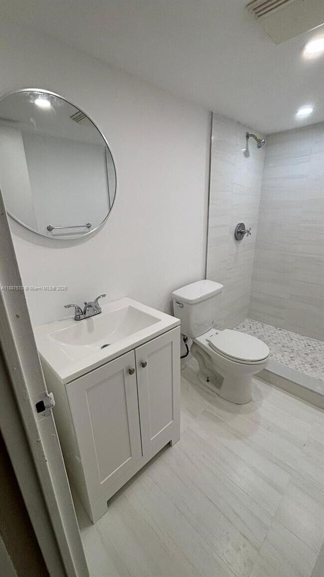 Photo - 1913 S Ocean Dr Unit 115