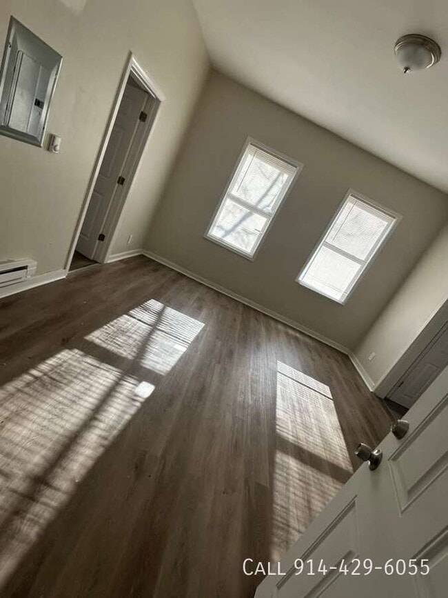 Photo - 206 S 9th Ave