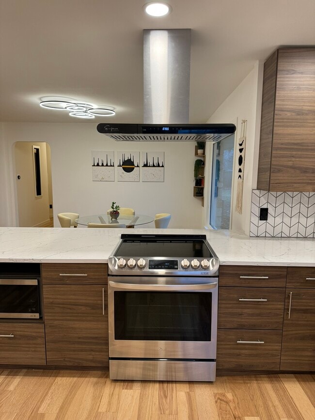 Photo - 13814 W Robin Trl