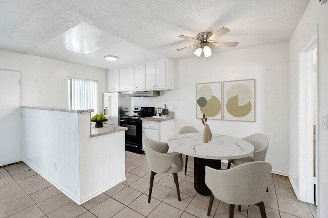 Photo - Windsor Arms