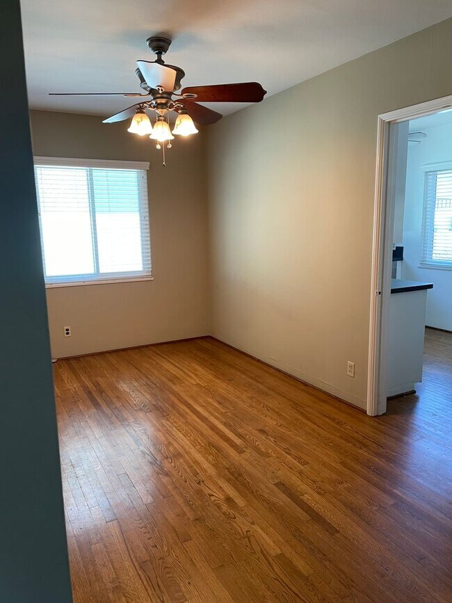 Photo - 1025 N Milpas St Unit 3