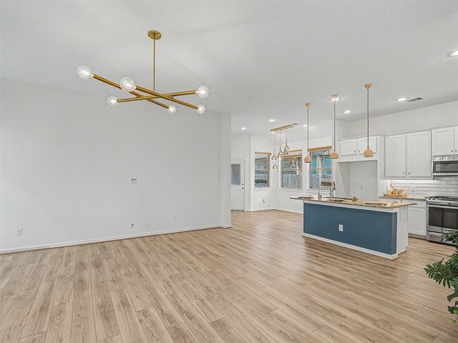 Photo - 6019 Dovetail Cliff Ct