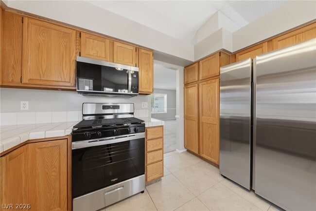 Photo - 735 Stonecliff Way