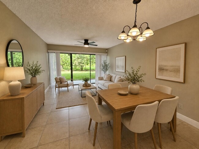 Photo - 1461 Windorah Way Unidad C