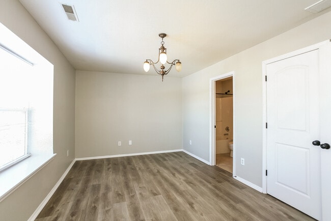 Photo - 1117 Squirrel Ridge Rd