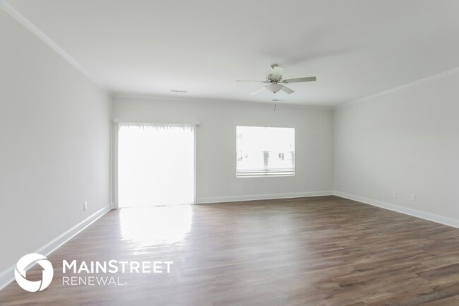 Photo - 2057 Swanport Ln