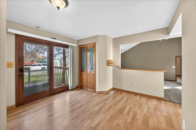 Photo - Spacious 4-Bedroom Home Minutes from Downt...