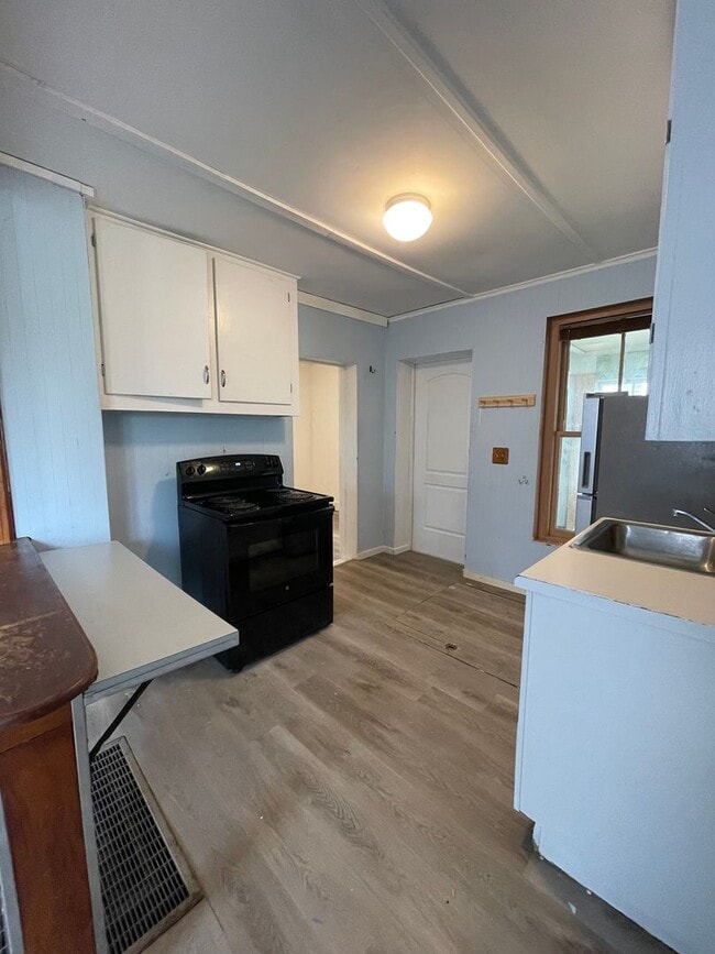 Photo - 132 E Quincy St Unit 3