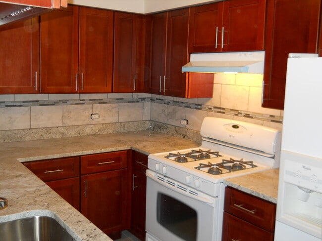 Photo - 621 Hapsfield Ln Unit 202
