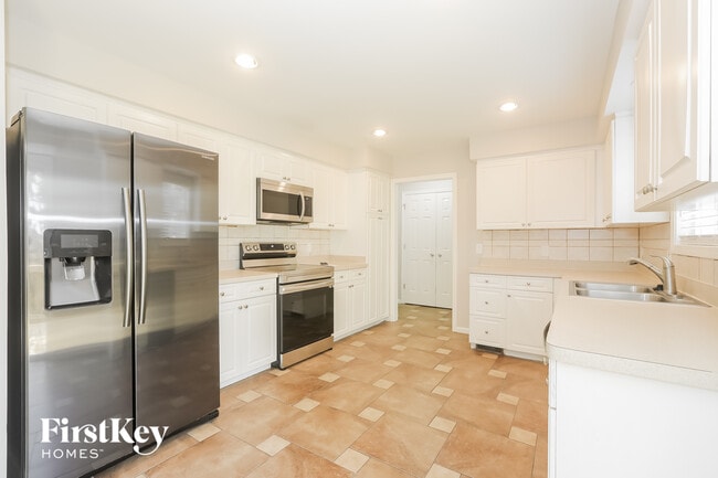 919 Kendall Park Dr
