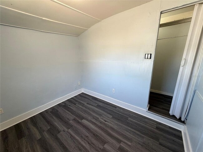 Photo - 5475 42nd St N