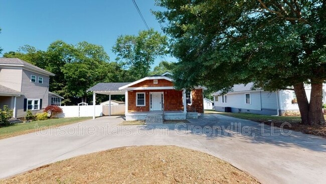 Building Photo - 217 Brockman Ave