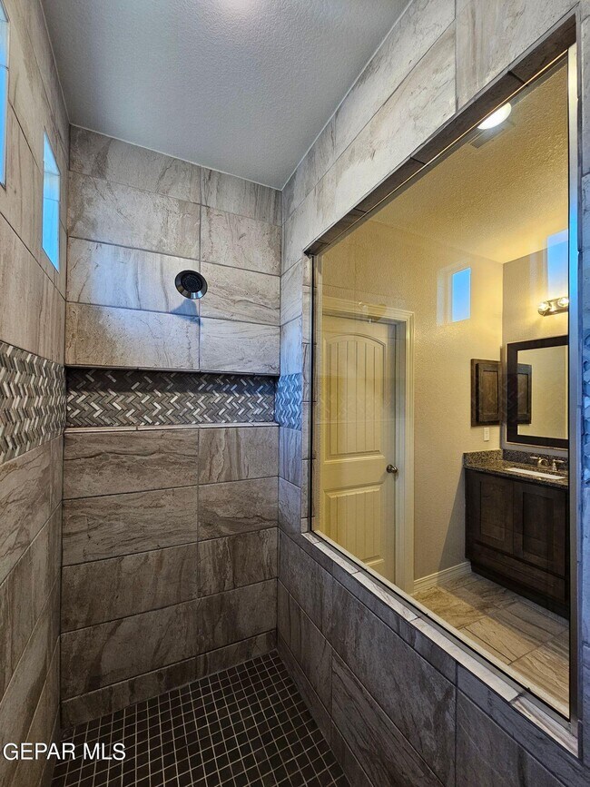 Photo - 3980 Desert Nomad Dr