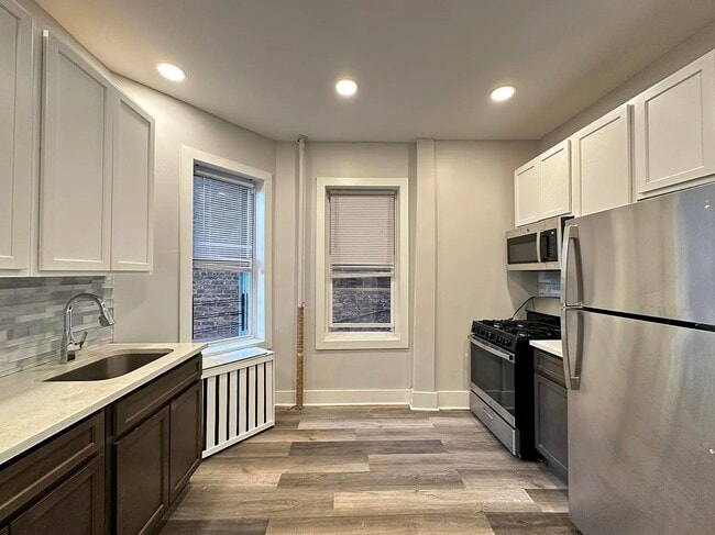 Building Photo - 66 Wallis Ave