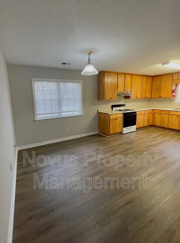 Photo - 119 Magnolia St